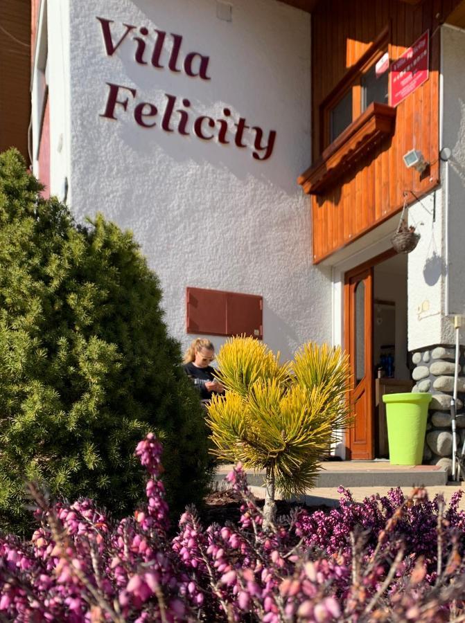 Villa Felicity Nova Lesna Exterior photo