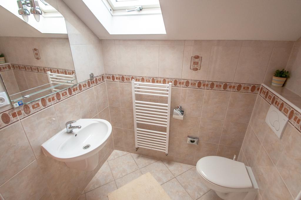 Villa Felicity Nova Lesna Room photo